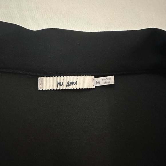 Francesca’s blazer romper - Picture 3 of 3